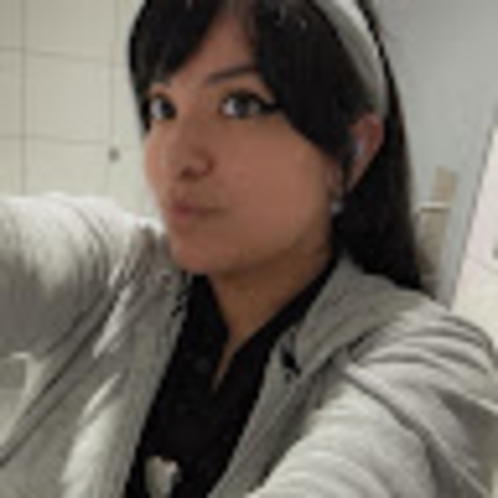 Meet your Posher, Fatima - Picture 1 of 1